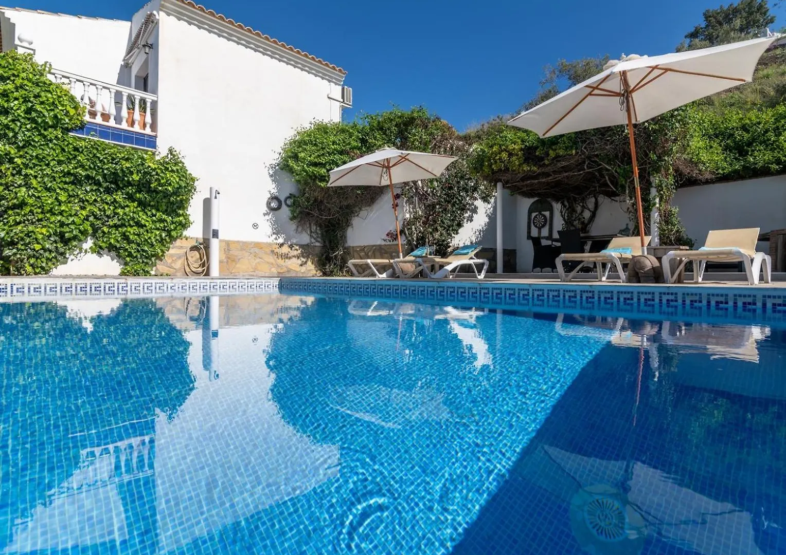 Campo Agave Luxury Tents Villa Sayalonga