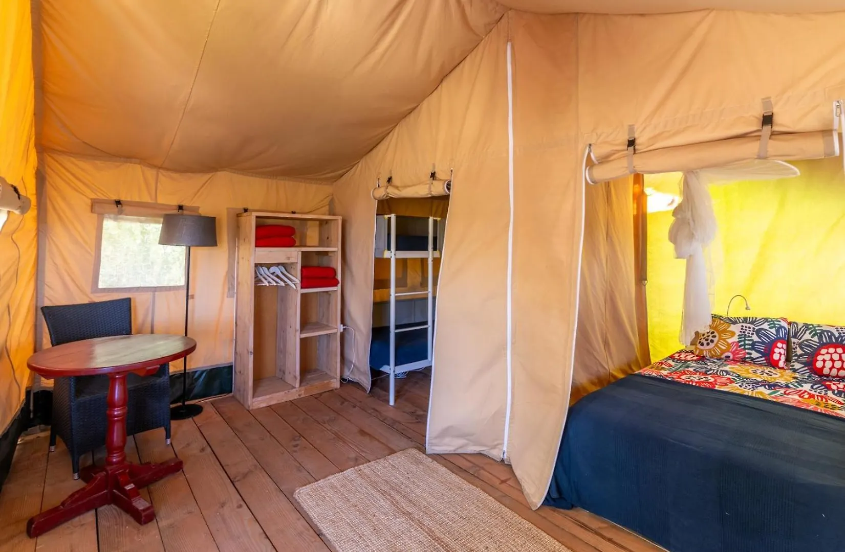 Campo Agave Luxury Tents Villa Sayalonga Испания