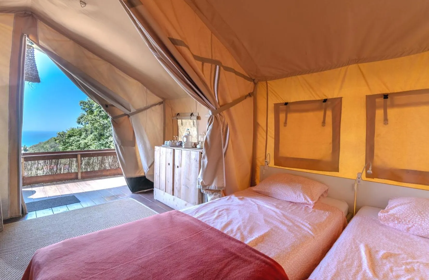 Campo Agave Luxury Tents Villa Sayalonga 0*,  Испания